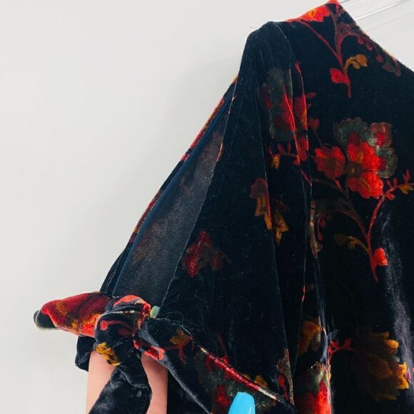LOFT Size Small Black Fall Floral Crushed Velvet Cold Shoulder Mini Shift Dress - Picture 5 of 9